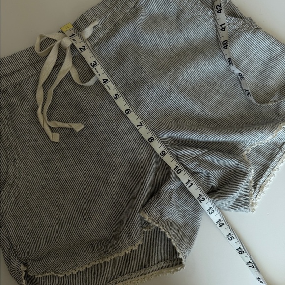 Caslon Linen Shorts Striped Lightweight Summer Shorts Crochet Trim Beachy XS - Picture 7 of 9